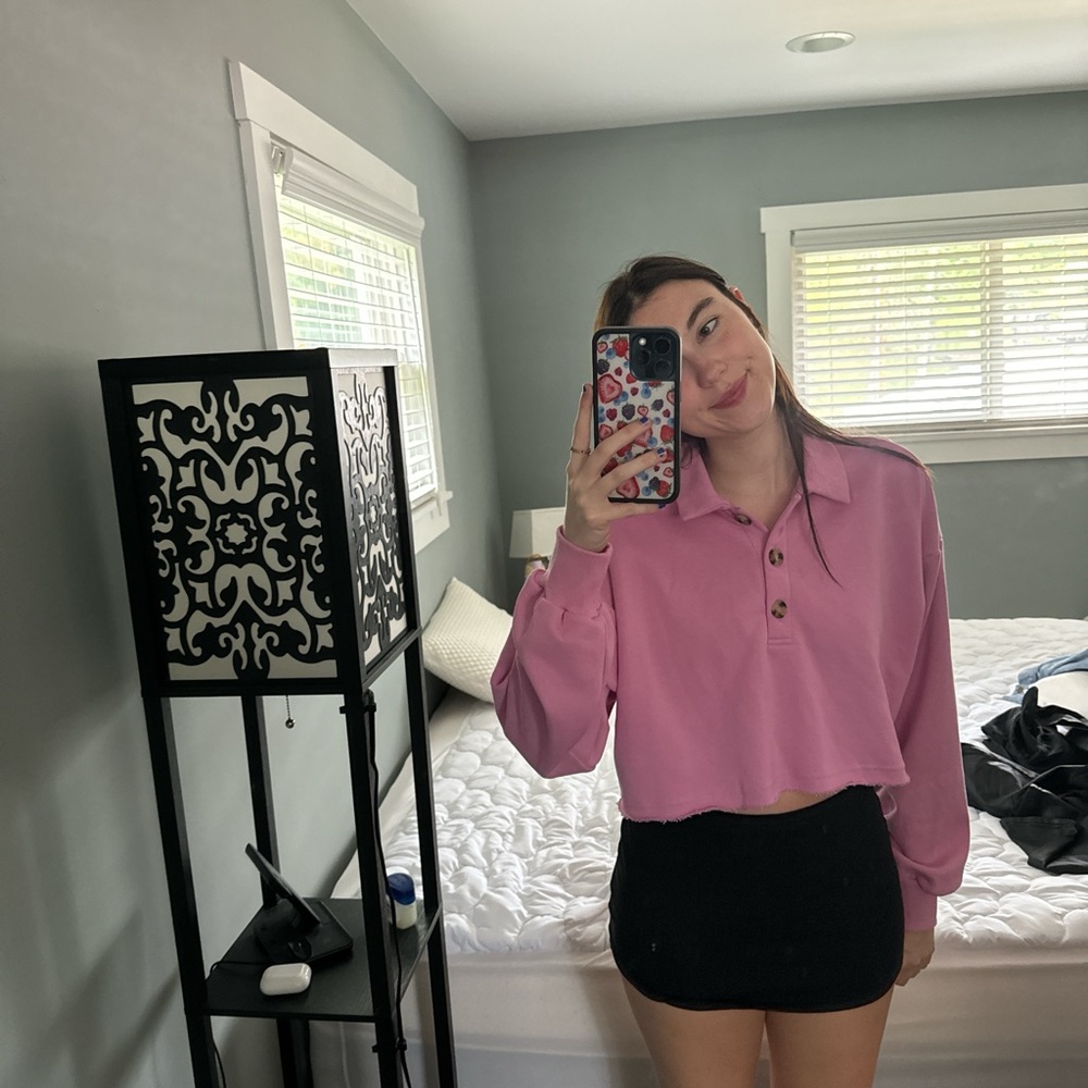 Isabelle’s Cabinet cropped button up